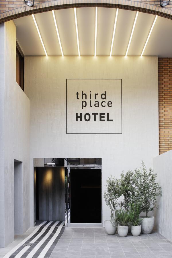 Third Place Hotel Сайтама Екстер'єр фото